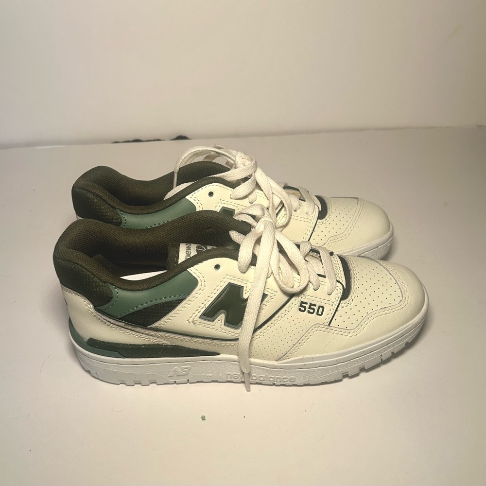 New Balance 550 Green